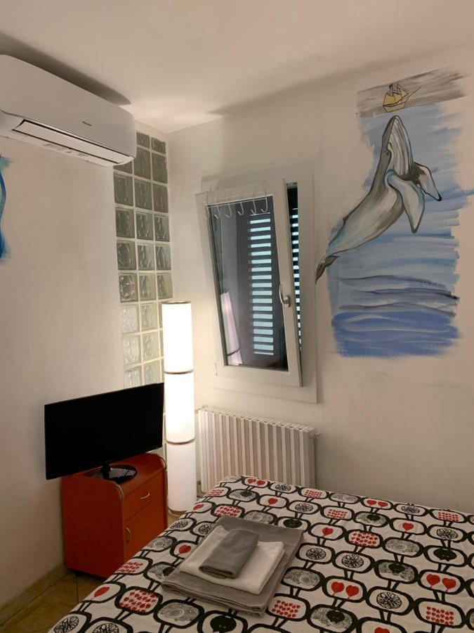 לינה וארוחת בוקר בולוניה Backpackers House מראה חיצוני תמונה